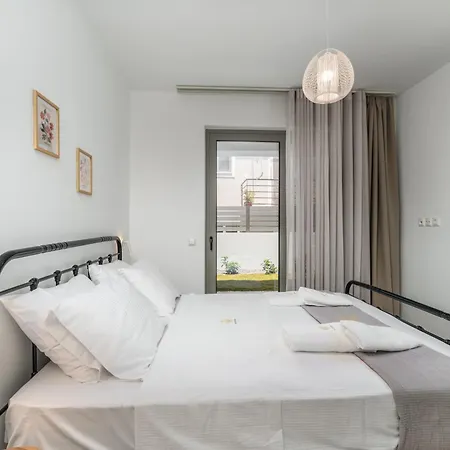 La Lucciola Aparthotel